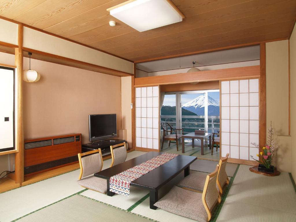 Hotel New Century Fujikawaguchiko Dış mekan fotoğraf